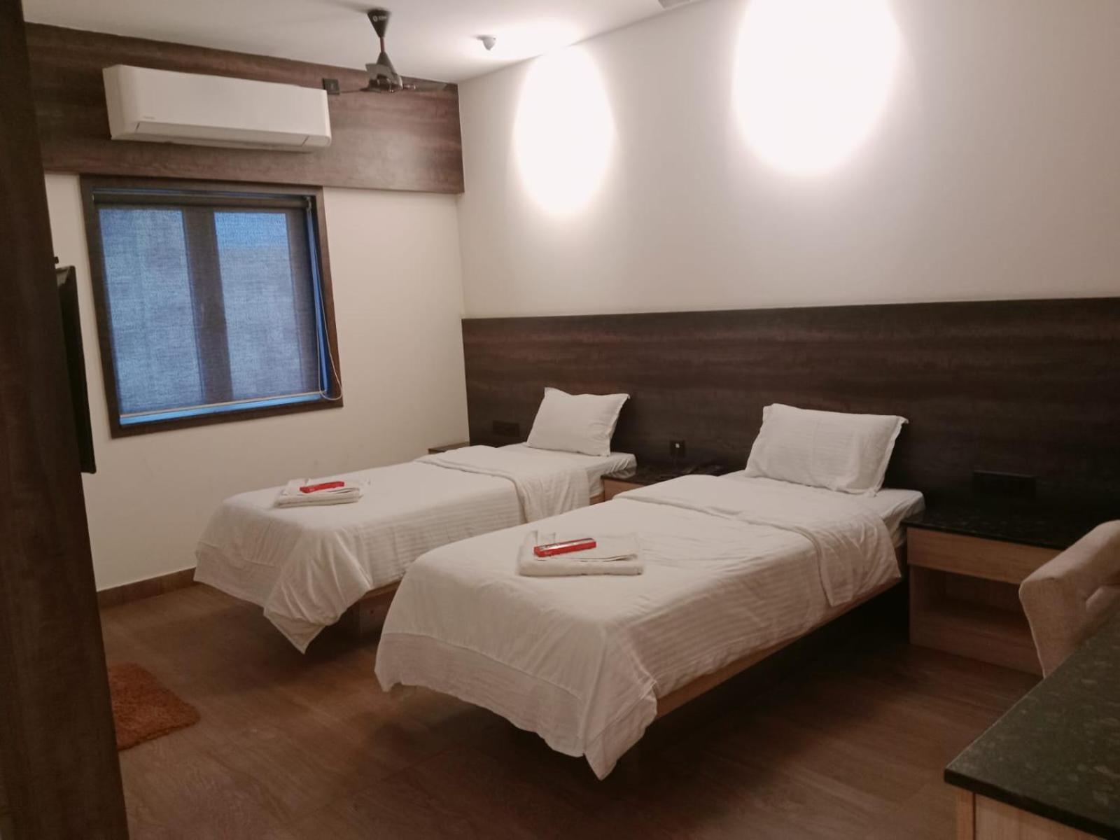 Ant Biz Rooms Near Chennai Trade Centre Exterior foto